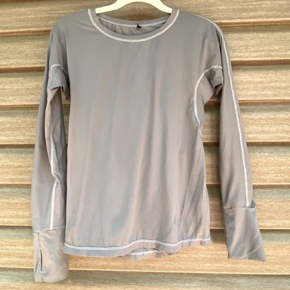 P'tula Tops - P’tula Athletics Long Sleeves Top